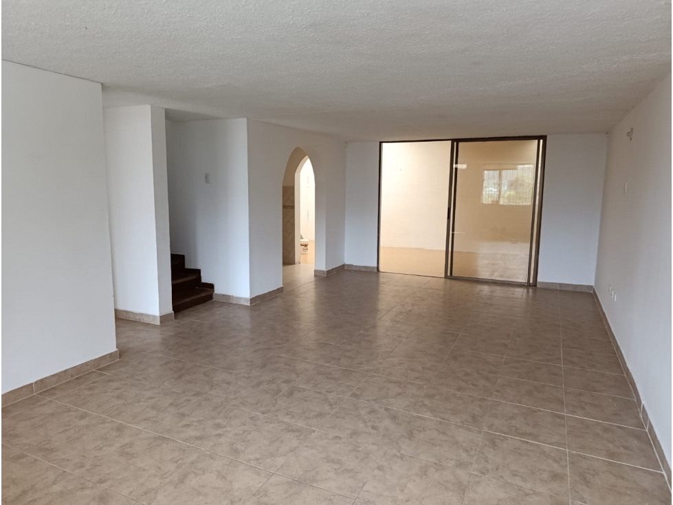 CASA EN VENTA MANIZALES LA RAMBLA AL LADO DE LA UNIVERSIDAD CATOLICA