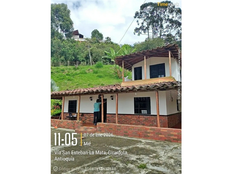 FINCA DE 10.000m2 EN VENTA EN GIRARDOTA VIA SAN ESTEBAN - ANTIOQUIA