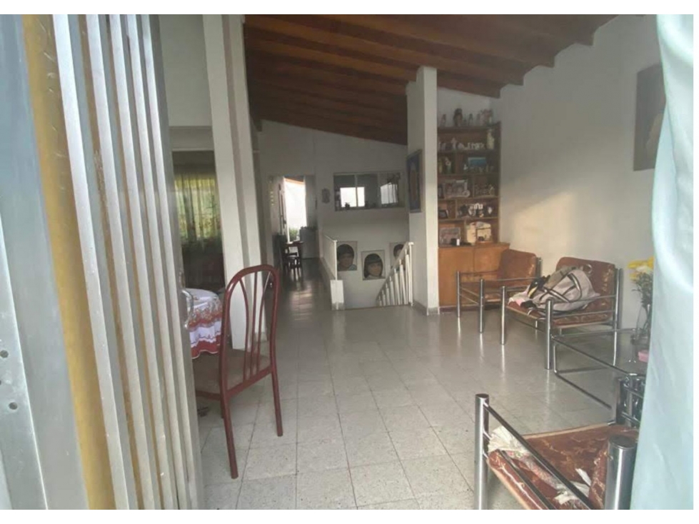 Oportunidad, CASA DE DOS PISOS INDEPENDIENTES EN VENTA, PRADO CENTRO