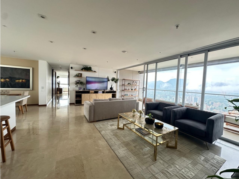 VENTA DE APARTAMENTO EN EL POBLADO SECTOR EL TESORO — foto 2
