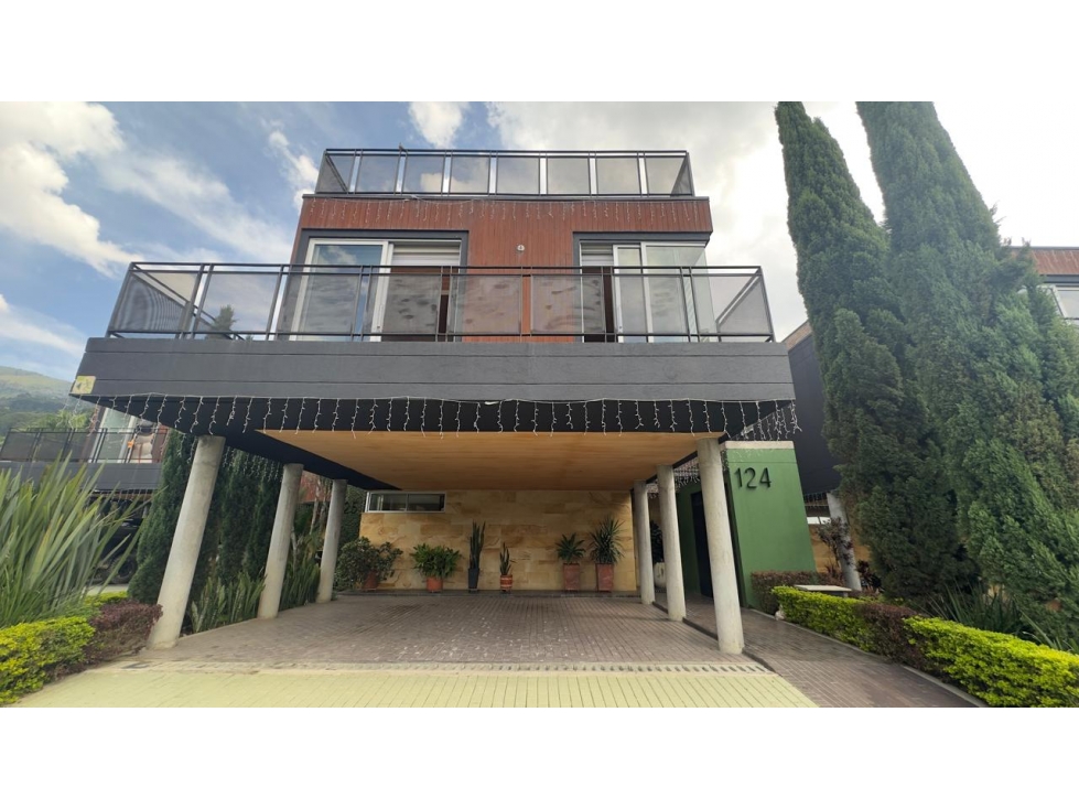 VENTA DE CASA SECTOR SAN LUCAS ENVIGADO