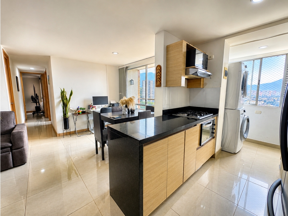 Venta de apartamento en Sabaneta, 73 mts Cañaveralejo