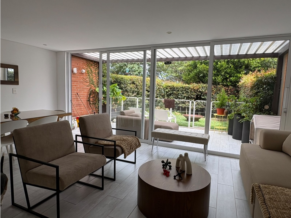 Venta de casa loma del chocho, Envigado