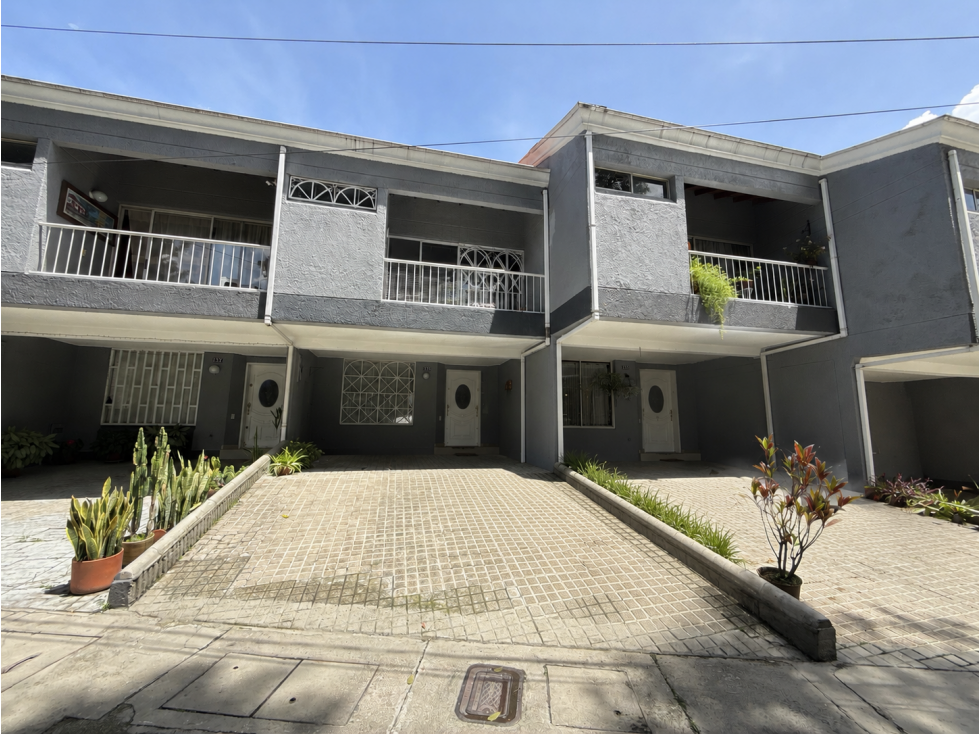 VENTA CASA ENVIGADO LAS ANTILLAS | UNIDAD CERRADA COMPLETA