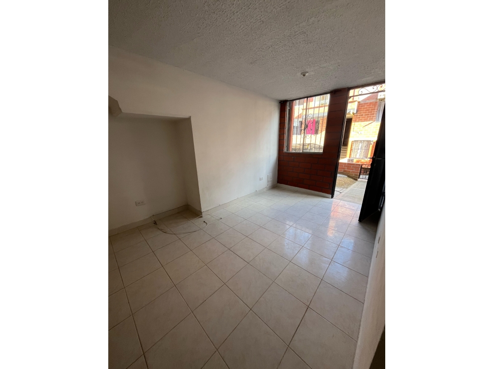 VENTA DE CASA PRIMER PISO EN SAN ANTONIO DE PRADO SECTOR BARICHARA — foto 2