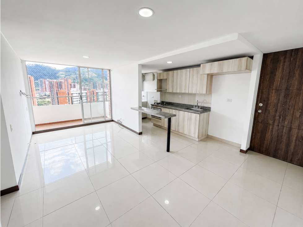 VENTA DE APARTAMENTO EN SABANETA SECTOR AVES MARIA ZONA PLANA
