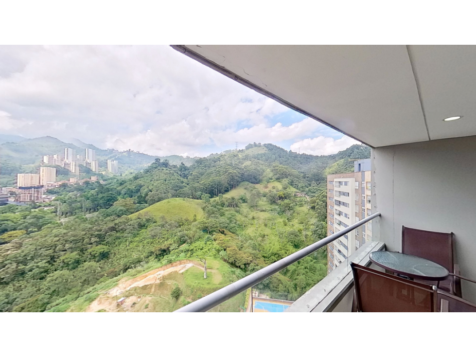 APARTAMENTO EN VENTA EN SABANETA SECTOR TRES ESQUINAS — foto 2
