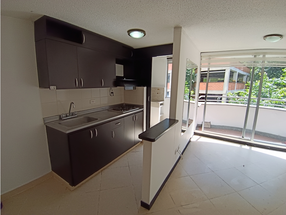 Se Vende apartamento en Loma del indio, Medellín