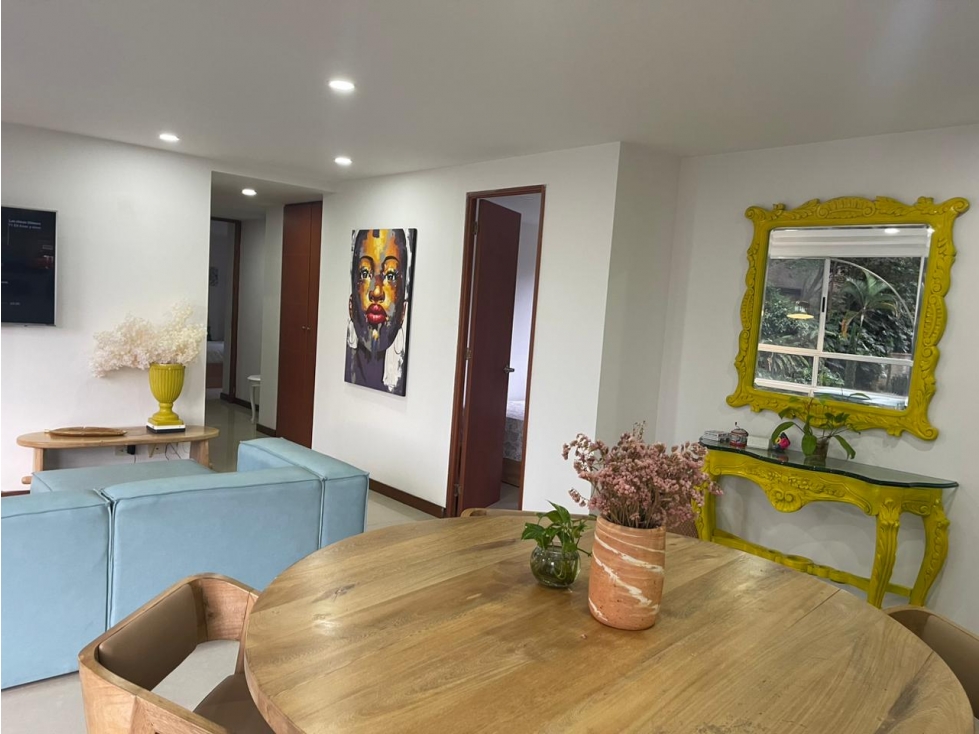 Vendo apartamento en el Poblado, sector Provenza