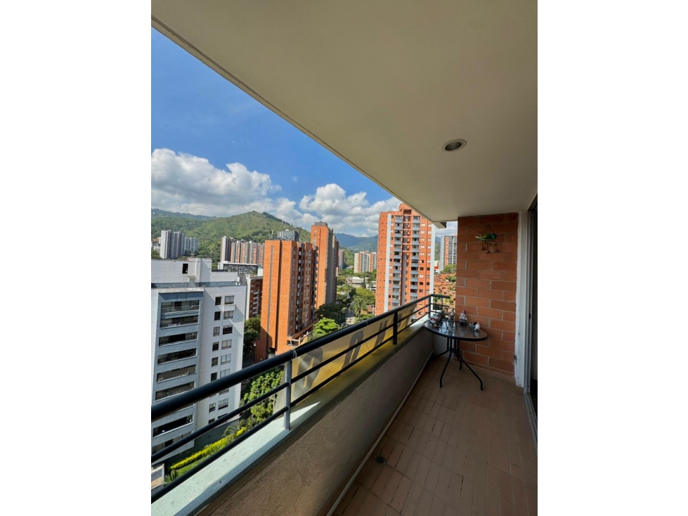 Vendo apartamento en Belén, sector Loma de los Bernal