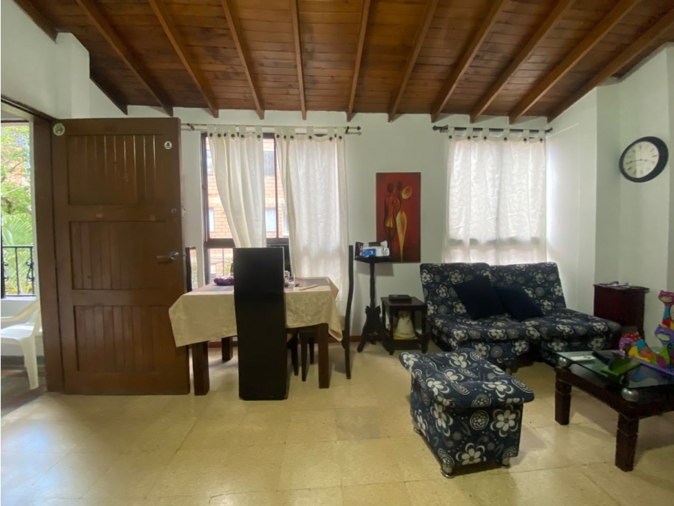 APARTAMENTO DUPLEX -SABANETA- UBICACIÓN CÉNTRICA — foto 2