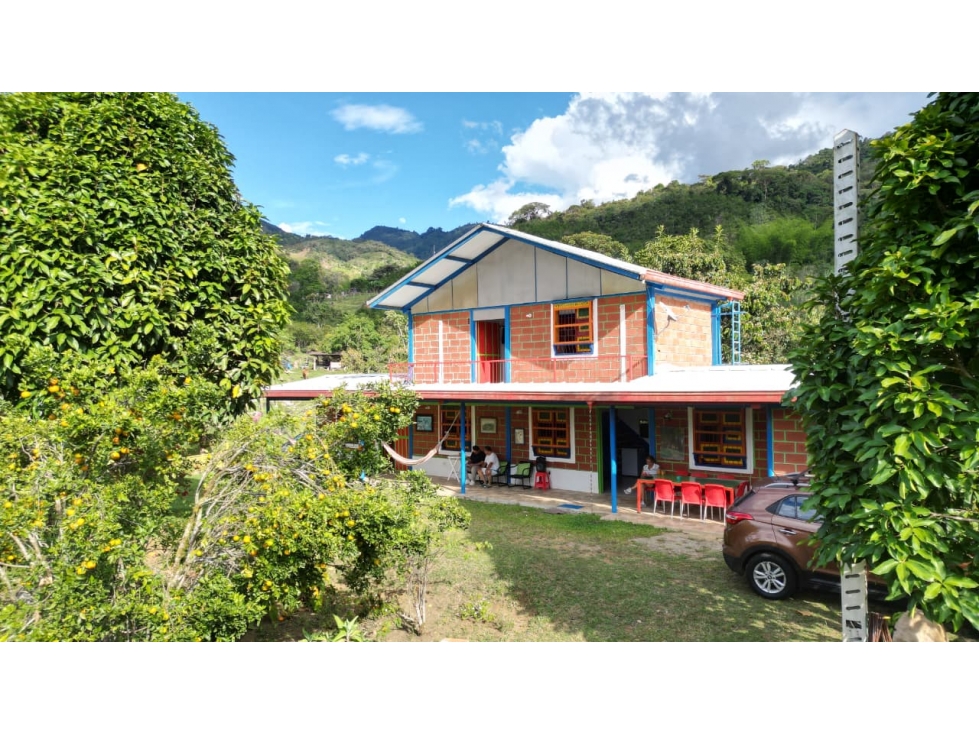 VENTA DE FINCA EN BARBOSA MUY ACOGEDORA INCLUYE MOBILIARIO - 2