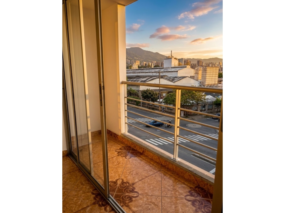 APARTAMENTO EN VENTA EN SABANETA CALLE DEL BANCO — foto 2