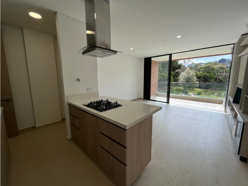 Venta aparta suite El Retiro sector La Fe - 2