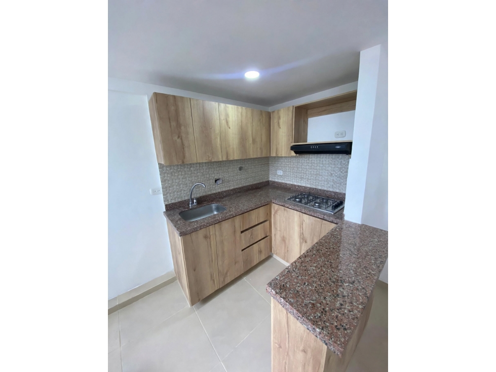 Oportunidad, SAN ANTONIO DE PRADO ( PARQUEADERO PRIVADO) — foto 2