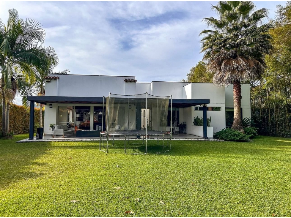 CASA CAMPESTRE DE 9.5 CUADRAS EN VENTA EN FREDONIA - 2