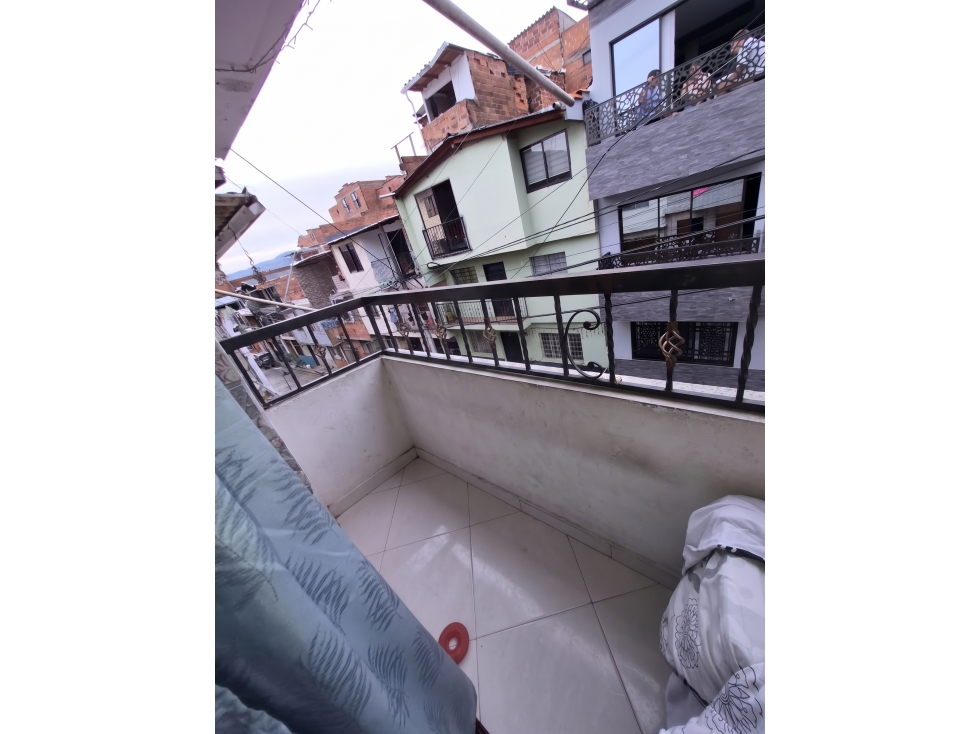 VENDO 3 APARTAMENTOS EN UNA ESCRITURA EN CASTILLA | PISOS 3 y 4 — foto 2