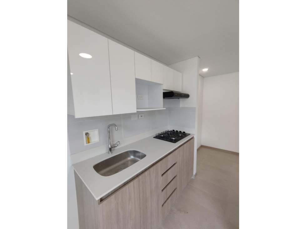 Venta apartamento Sabaneta 66 m2 Loma de San Jose — foto 2