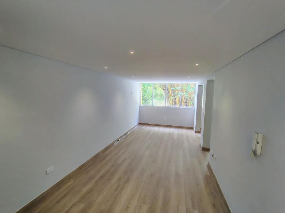 Venta Apartamento en Conquistadores con excelente ubicación — foto 2