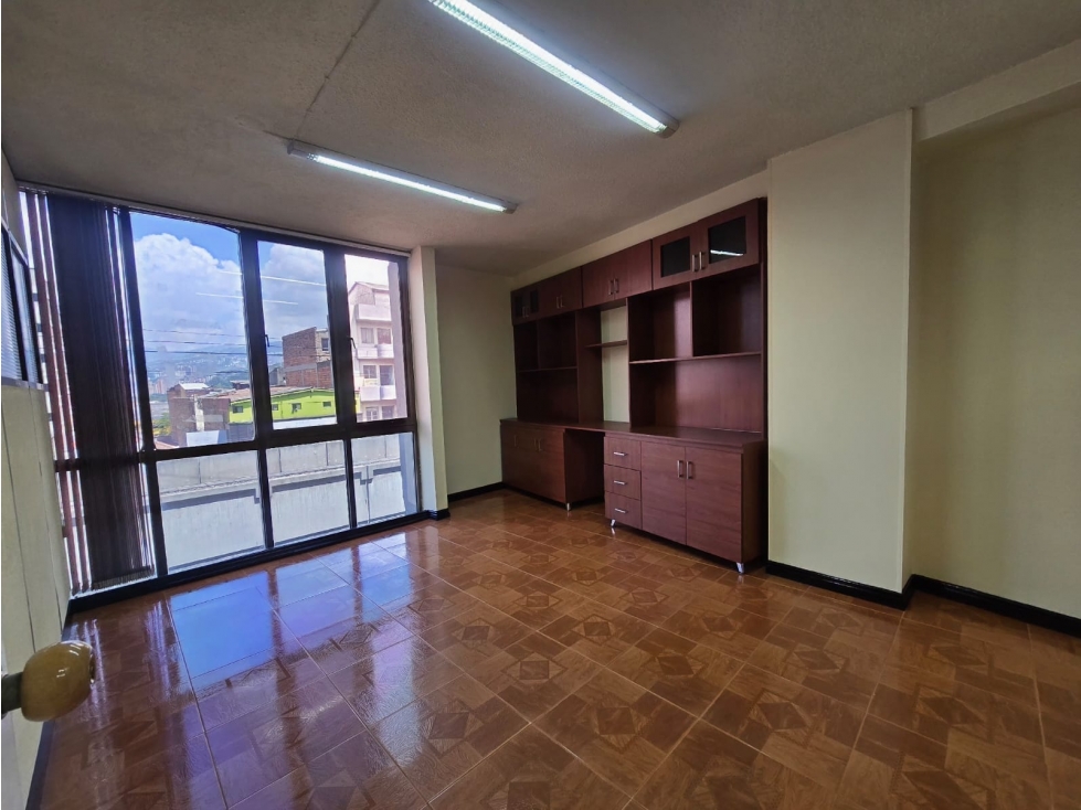 SE VENDE OFICINA EN EL CENTRO DE MEDELLIN 42.79 MTS - 1