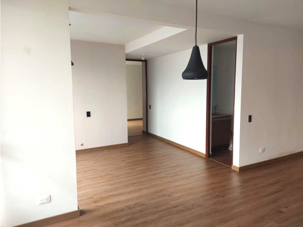 VENTA APARTAMENTO ENVIGADO, LOMA DEL BARRO 70 MTS — foto 2