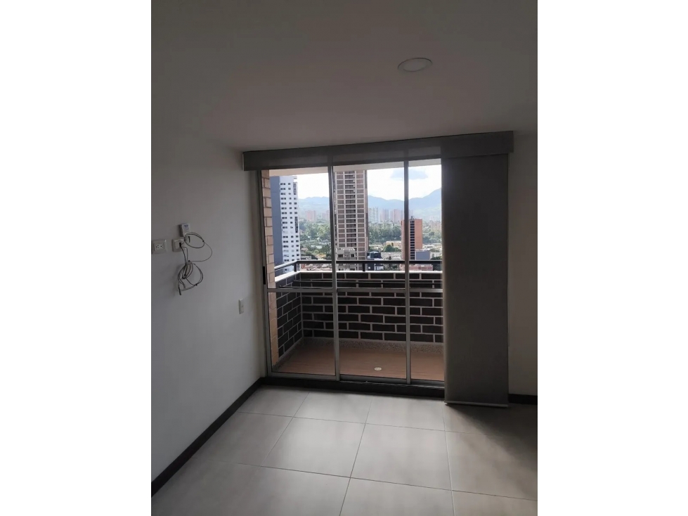 Venta de Apartamento en Sabaneta-Calle larga ZONA PLANA — foto 2