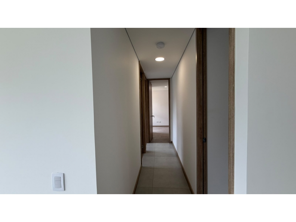 APARTAMENTO PARA LA VENTA EN SABANETA SAN JOSÉ PARTE BAJA — foto 5