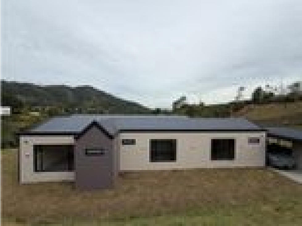 VENDO FINCA CAMPESTRE EN GUARNE (VEREDA LA CLARA) | 2.300 m² DE LOTE - 5