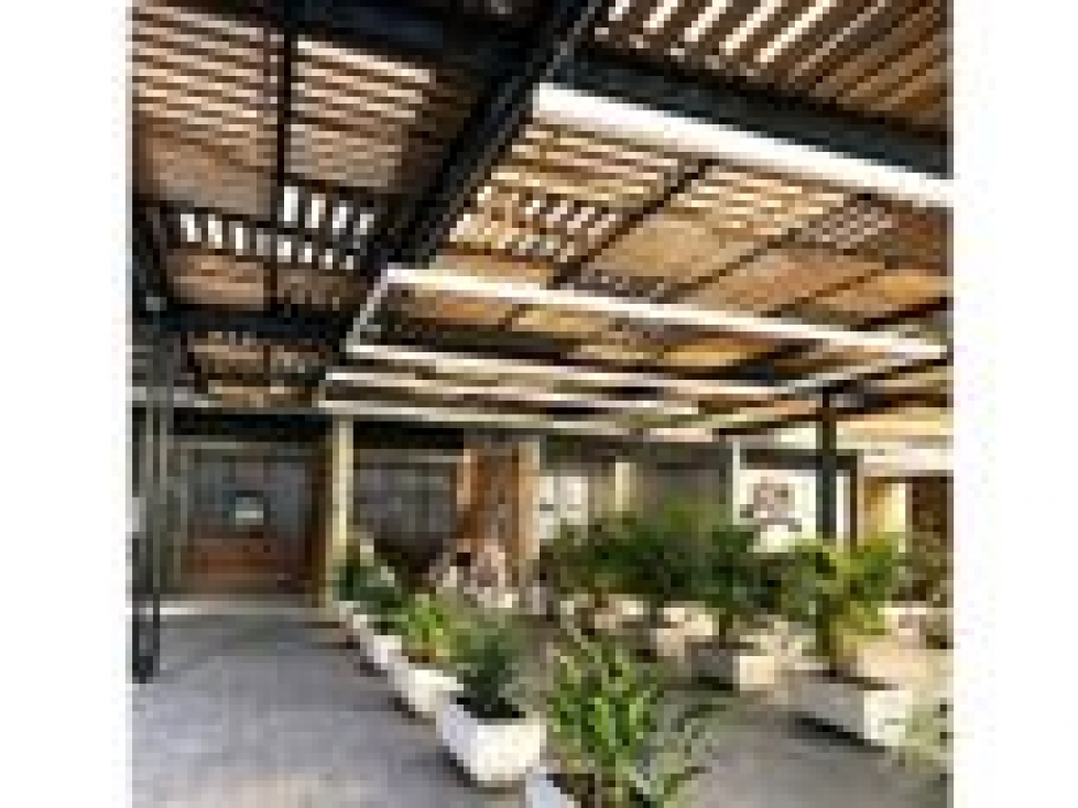 VENDO LOCAL COMERCIAL EN CASTROPOL (EL POBLADO) | 21.38 m² CON RENTA