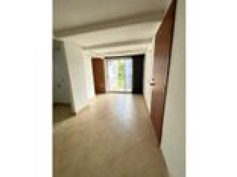 VENDO APARTAMENTO PISO 6 EN LOMA DEL INDIO | 52 m² EN UNIDAD COMPLETA
