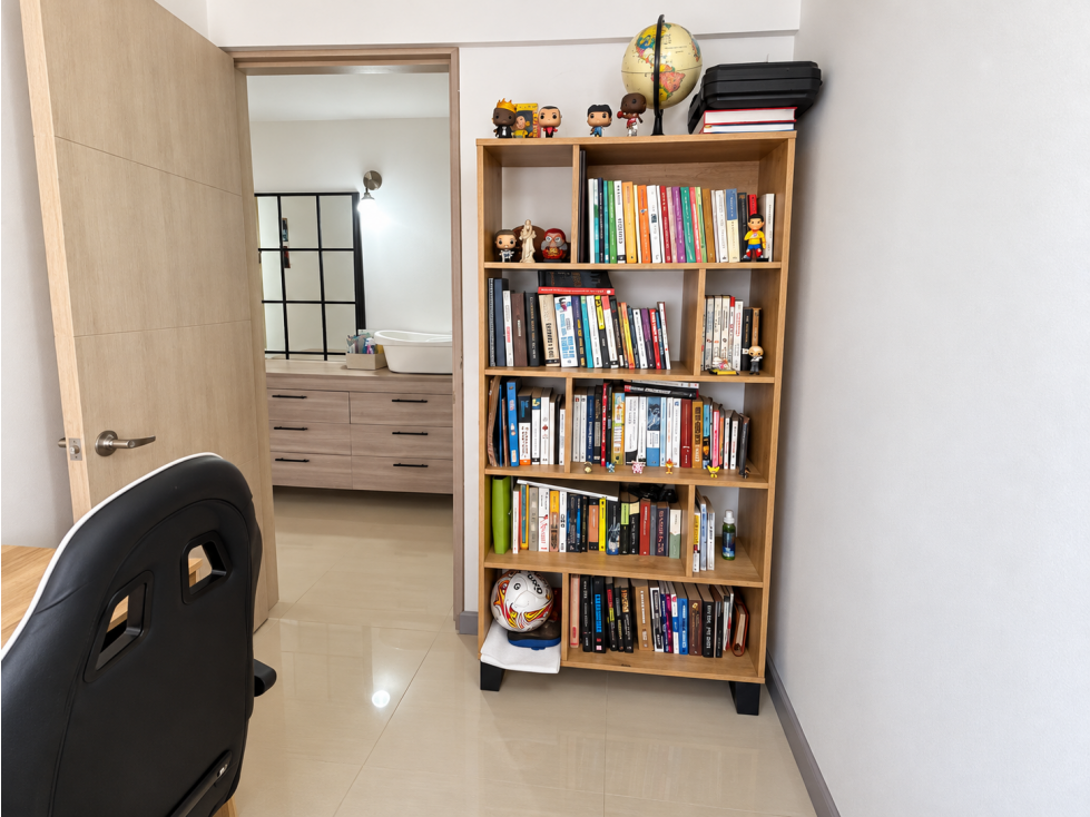 Hermoso apartamento en venta en Loma San José parte baja — foto 5