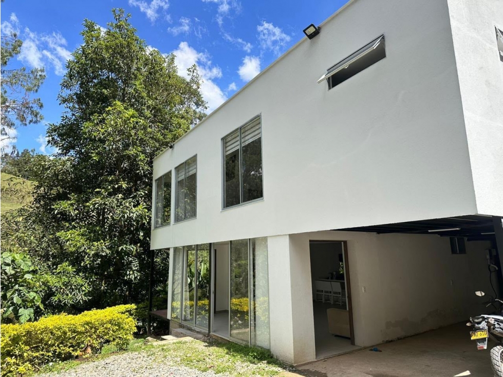 VENTA DE CASA FINCA EN CALDAS SECTOR VEREDA LA MIEL - 4