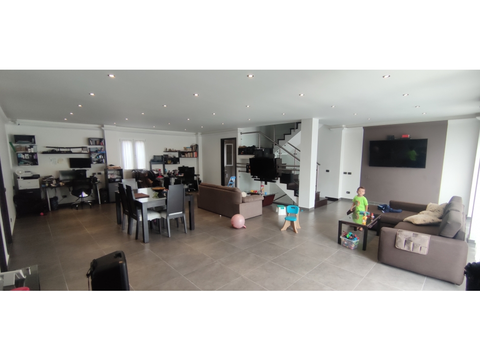 Venta de Casa Campestre en Sabaneta Las Lomitas Full Domotizada - 2