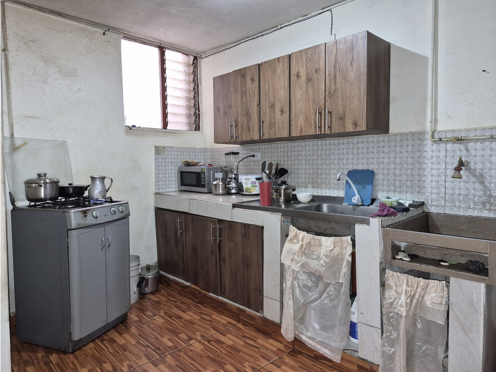 VENDO CASA ESQUINERA SEGUNDO PISO EN BOYACÁ LAS BRISAS | 75 m² BALCÓN - 5