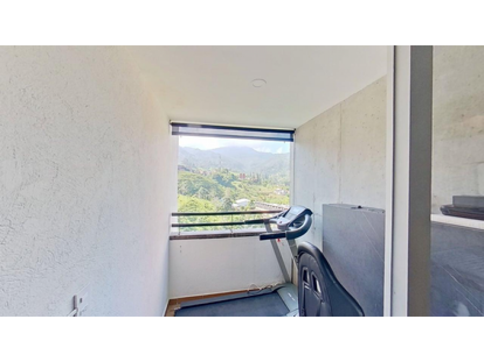 APARTAMENTO EN VENTA EN SABANETA SECTOR LA DOCTORA — foto 2