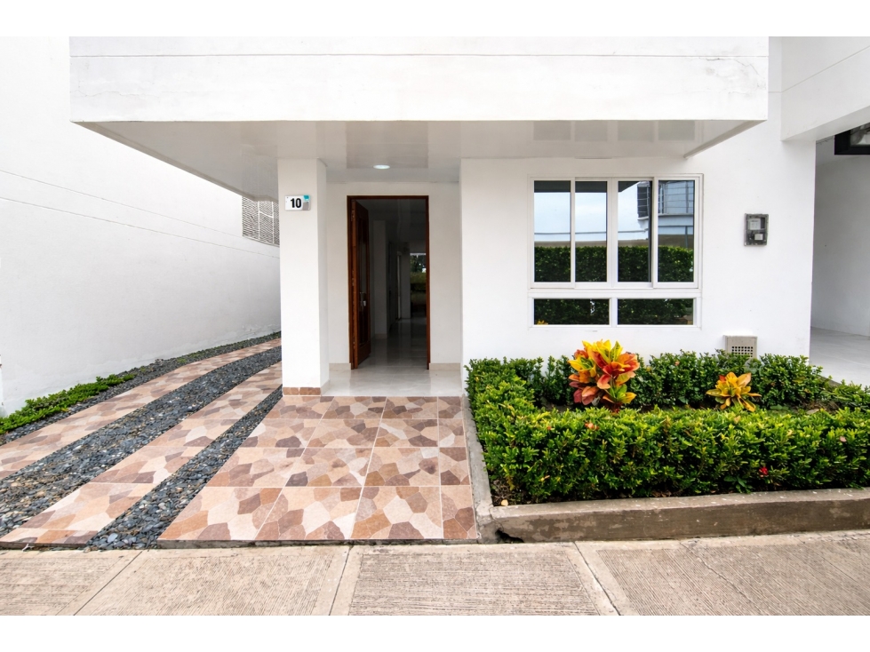 VENTA DE CASA DE 3 NIVELES EN SOPETRAN - ANTIOQUIA — foto 2