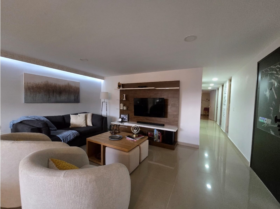 SE VENDE APARTAMENTO LAURELES.EL NOGAL EN MEDELLIN 104MTS — foto 6