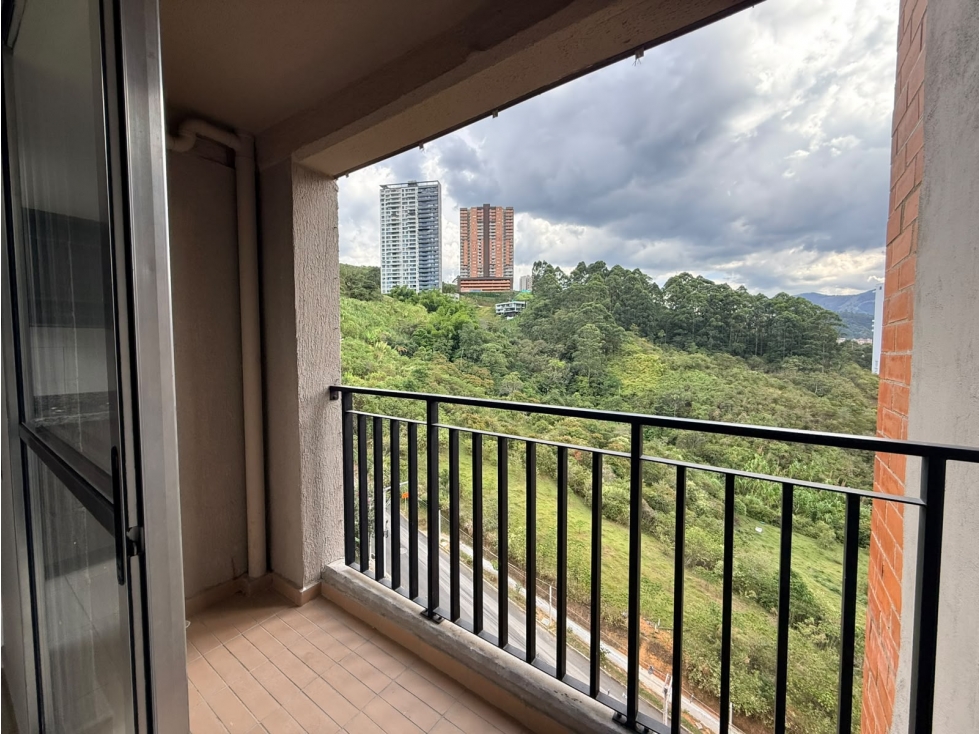APARTAMENTO EN VENTA EN SABANETA SECTOR LAS LOMITAS — foto 2
