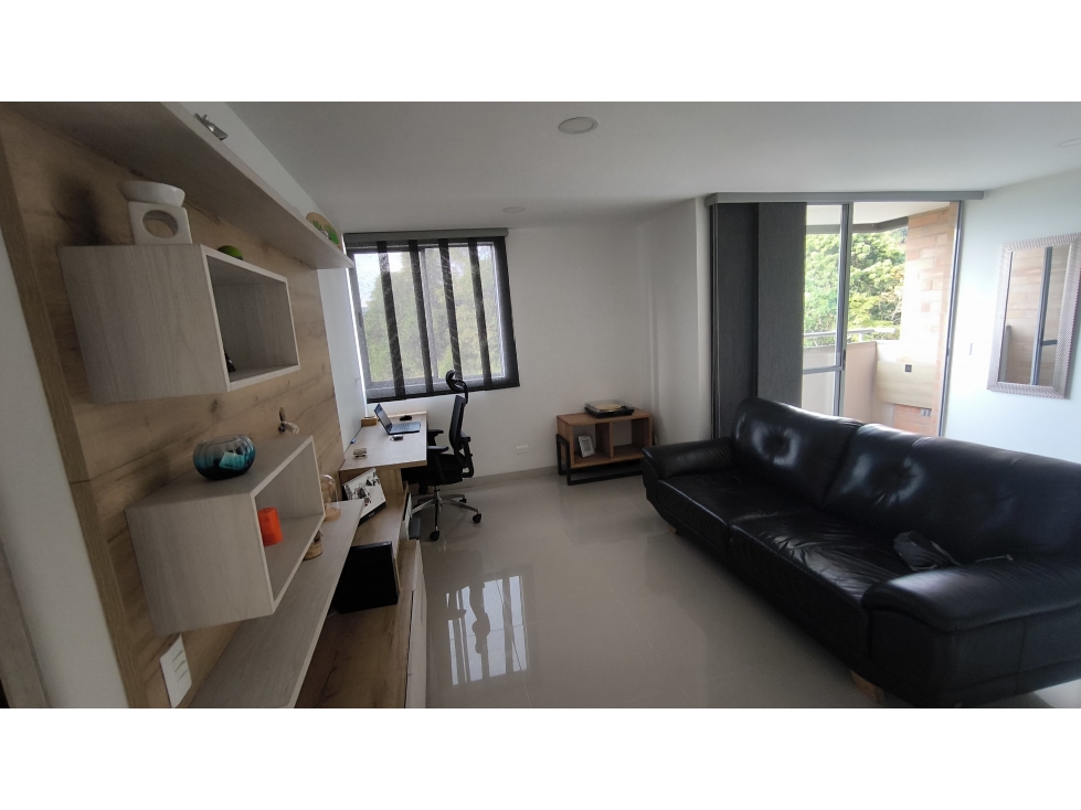 VENTA DE APARTAMENTO ENVIGADO SECTOR CAMINO VERDE PARTE BAJA