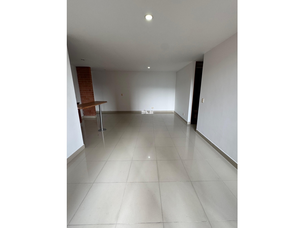 VENDO APTO SURAMERICA-UNIDAD CON ZONAS VERDES, JARDINES, SECTOR PLANO — foto 4