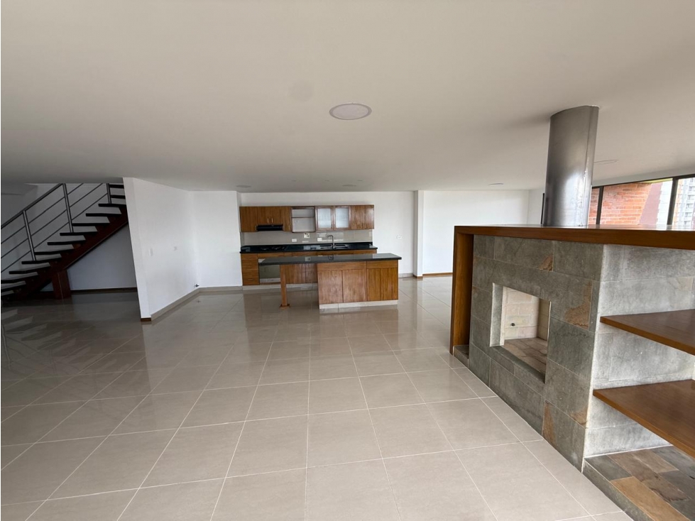 VENTA DE APARTAMENTO DUPLEX DE 269m2 EN SABANETA - LAS LOMITAS — foto 5