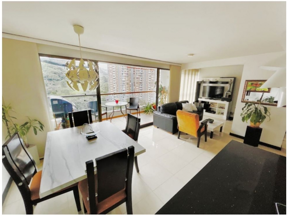 Venta de apartamento 95m2 en unidad cerrada Loma de los Bernal — foto 4
