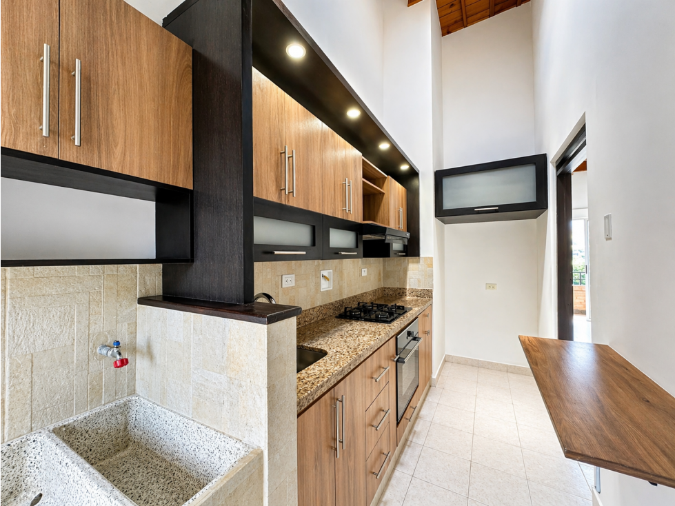 APARTAMENTO EN VENTA SABANETA PISO 5 ACCESO ESCALERAS — foto 4