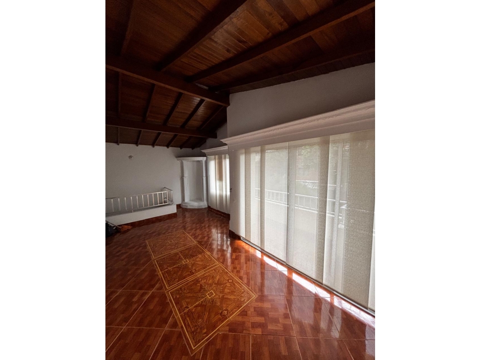 Se Vende Casa 2do y 3er Piso Barrio Las Flores en Envigado 130mts — foto 3