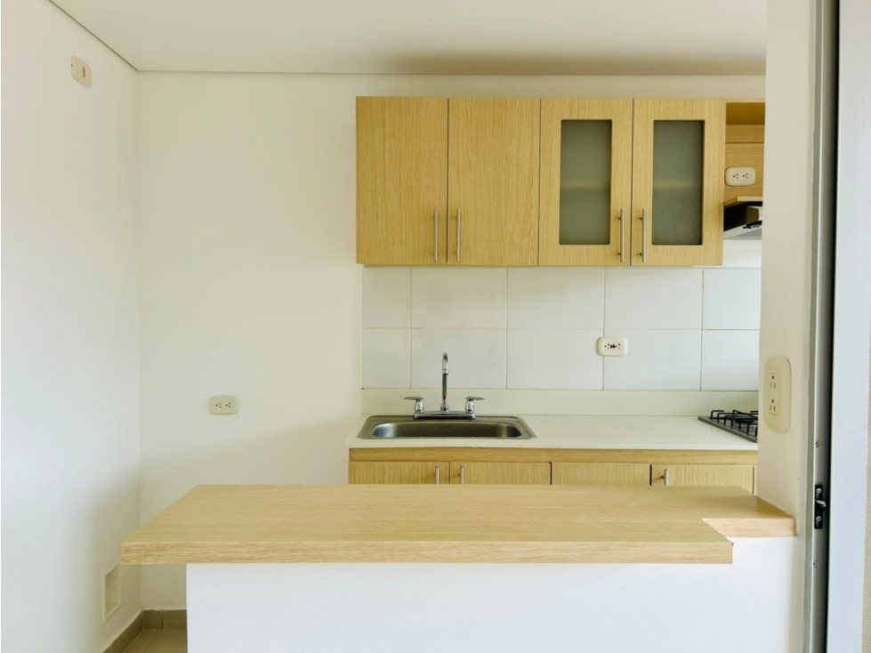 VENTA DE APARTAMENTO EN SABANETA LOMA SAN JOSÉ — foto 4