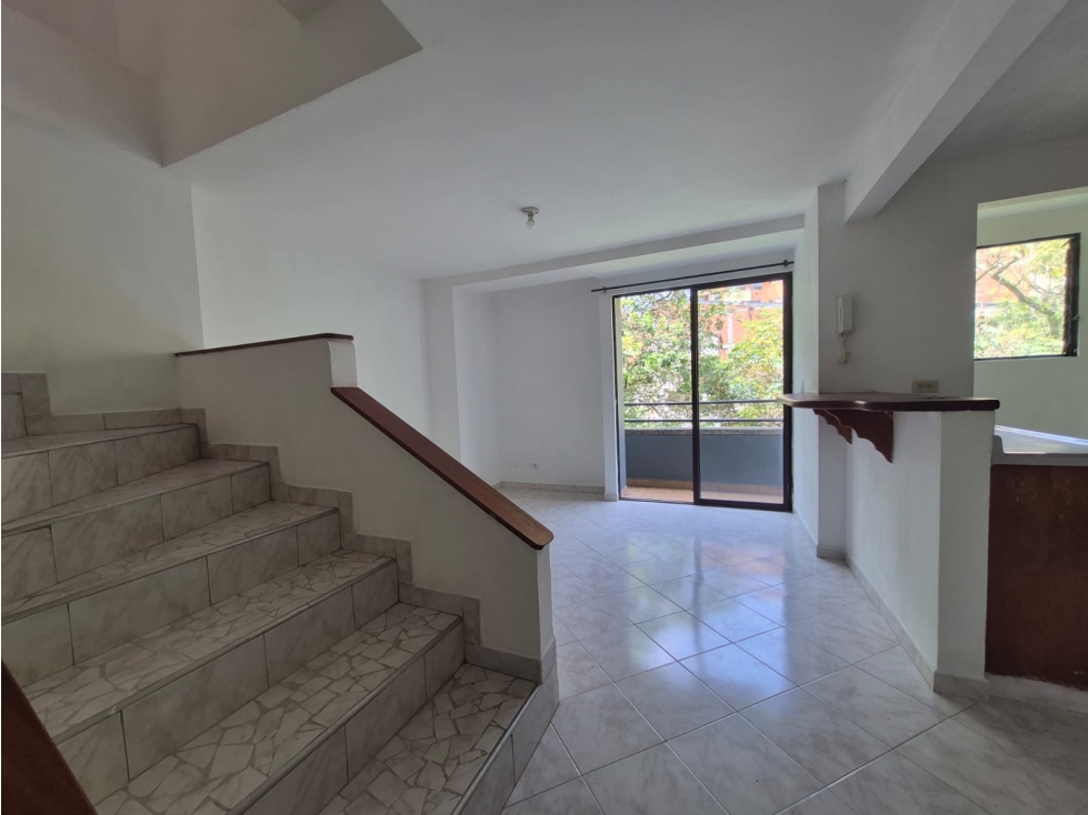VENDO APTO DUPLEX SABANETA BARRIO HOLANDA