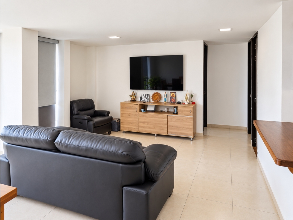 VENTA APARTAMENTO REMODELADO EN RIONEGRO, SAN ANTONIO DE PEREIRA — foto 2