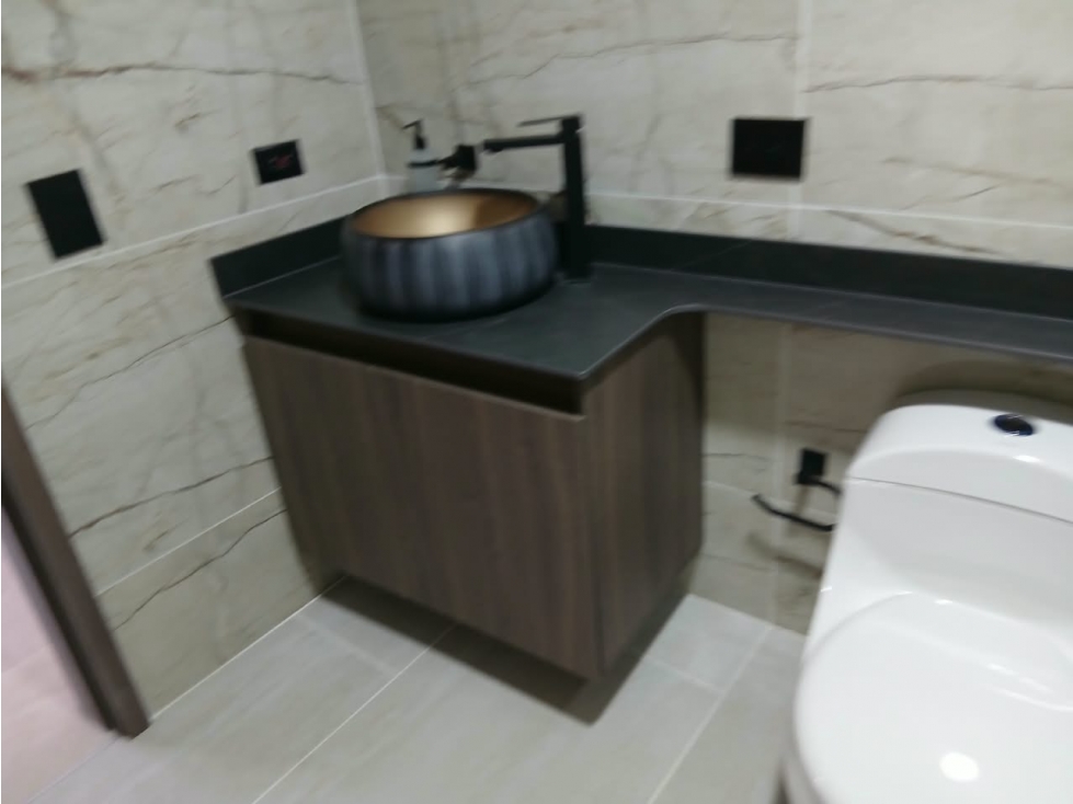 VENDO APARTAMENTO PARA ESTRENAR EN LAURELES - MEDELLÍN | 170 m² — foto 6