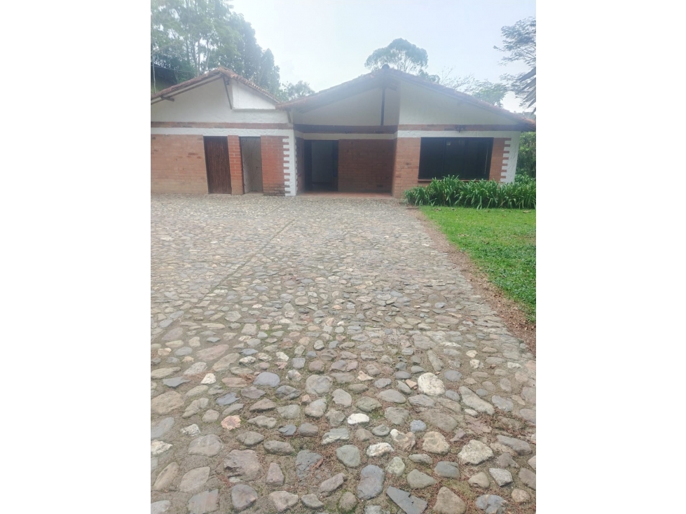 EN VENTA CASA FINCA, LA ESTRELLA, SAN ISIDRO - 1