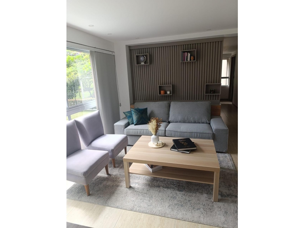 VENTA DE APARTAMENTO AMOBLADO EN EL POBLADO SECTOR LOMA SAN JULIÁN — foto 4